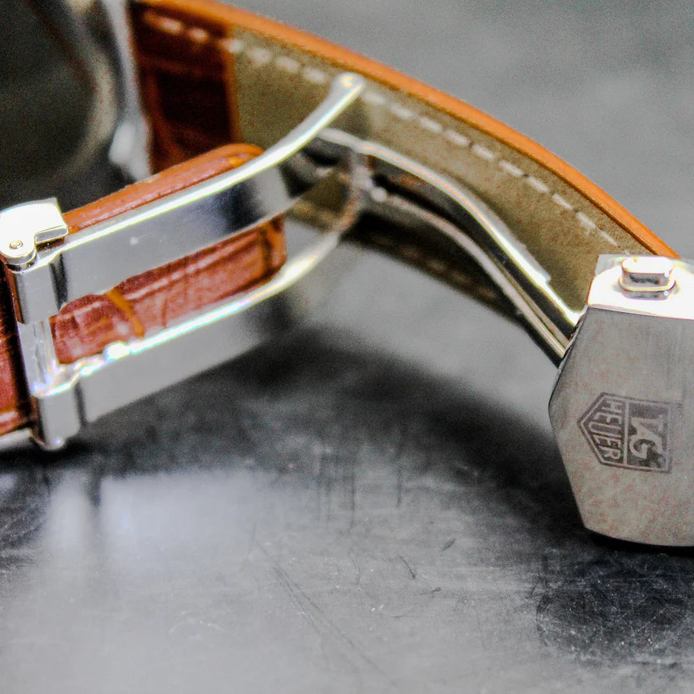 TAGheuer Carrera Calibre 5 - Brown & White